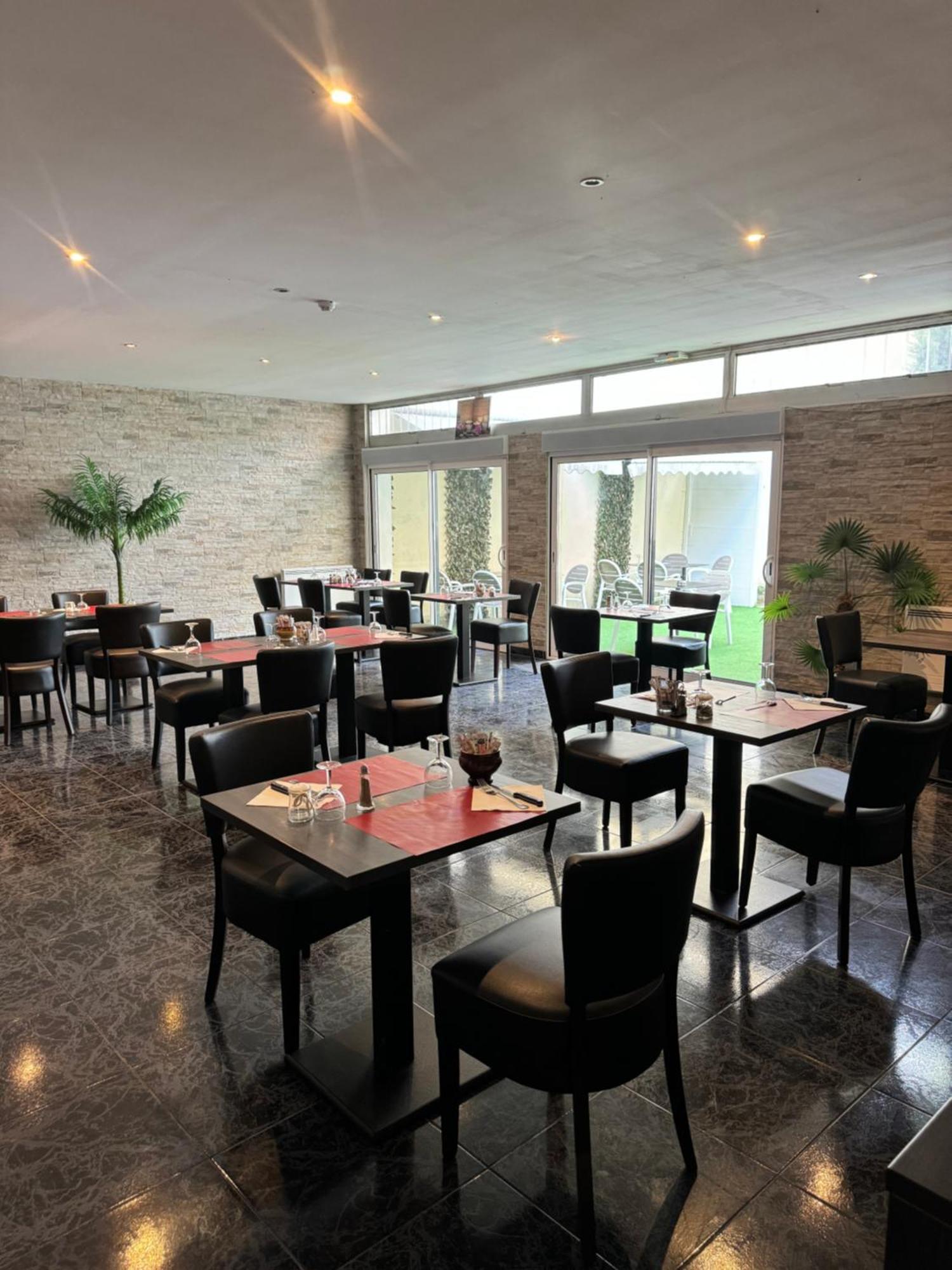 Onet-le-Château La Cascade酒店 外观 照片